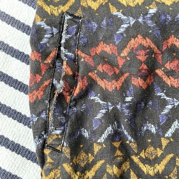 Free People Linen Blend Tribal Aztec Print Shorts Size 6 - Picture 9 of 11